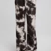 Shop Diamond Rock Joggers Women Loungewear | Graphics